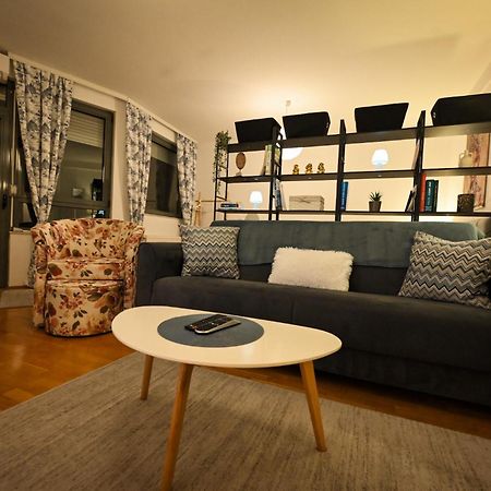 L&B Studio Apartment プリシュティナ エクステリア 写真