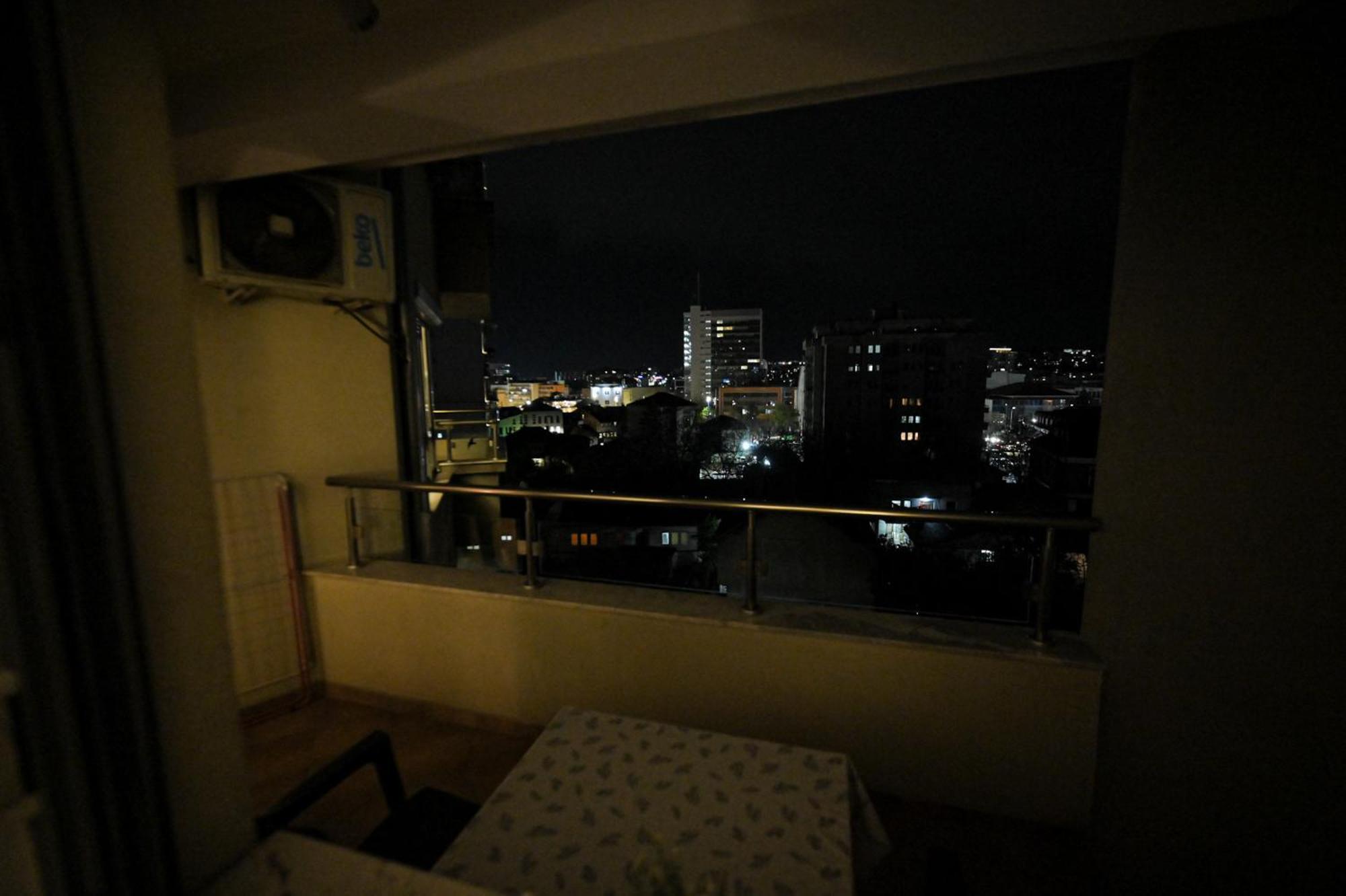 L&B Studio Apartment プリシュティナ エクステリア 写真