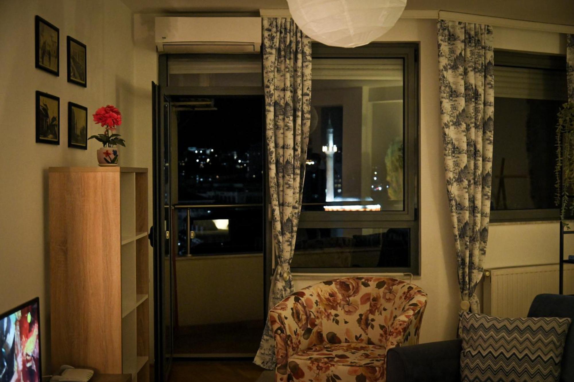 L&B Studio Apartment プリシュティナ エクステリア 写真